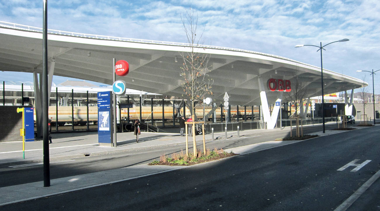Salzburg Hauptbahnhof Schallmoos